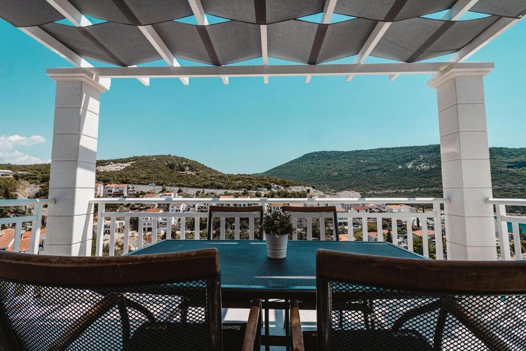 Villa Tiha Luka Неум Екстериор снимка