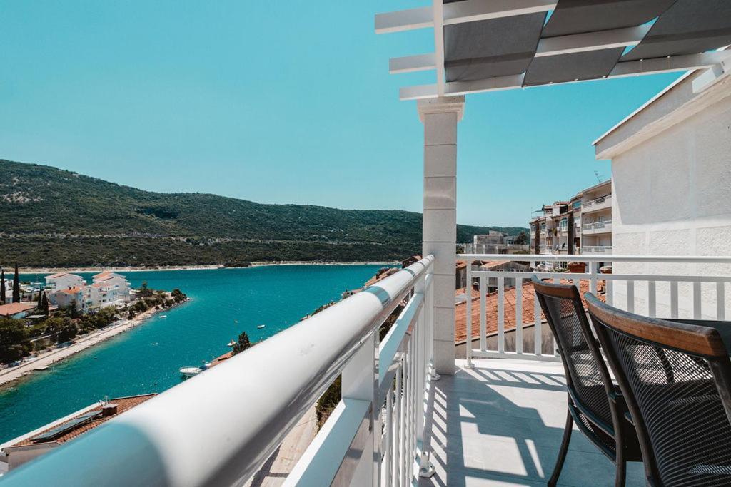 Villa Tiha Luka Неум Екстериор снимка