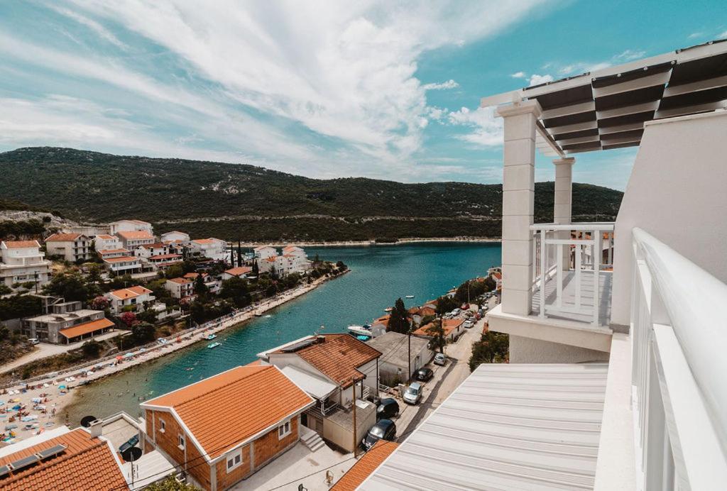 Villa Tiha Luka Неум Екстериор снимка