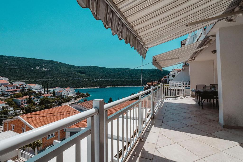 Villa Tiha Luka Неум Екстериор снимка