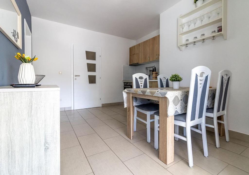 Villa Tiha Luka Неум Екстериор снимка