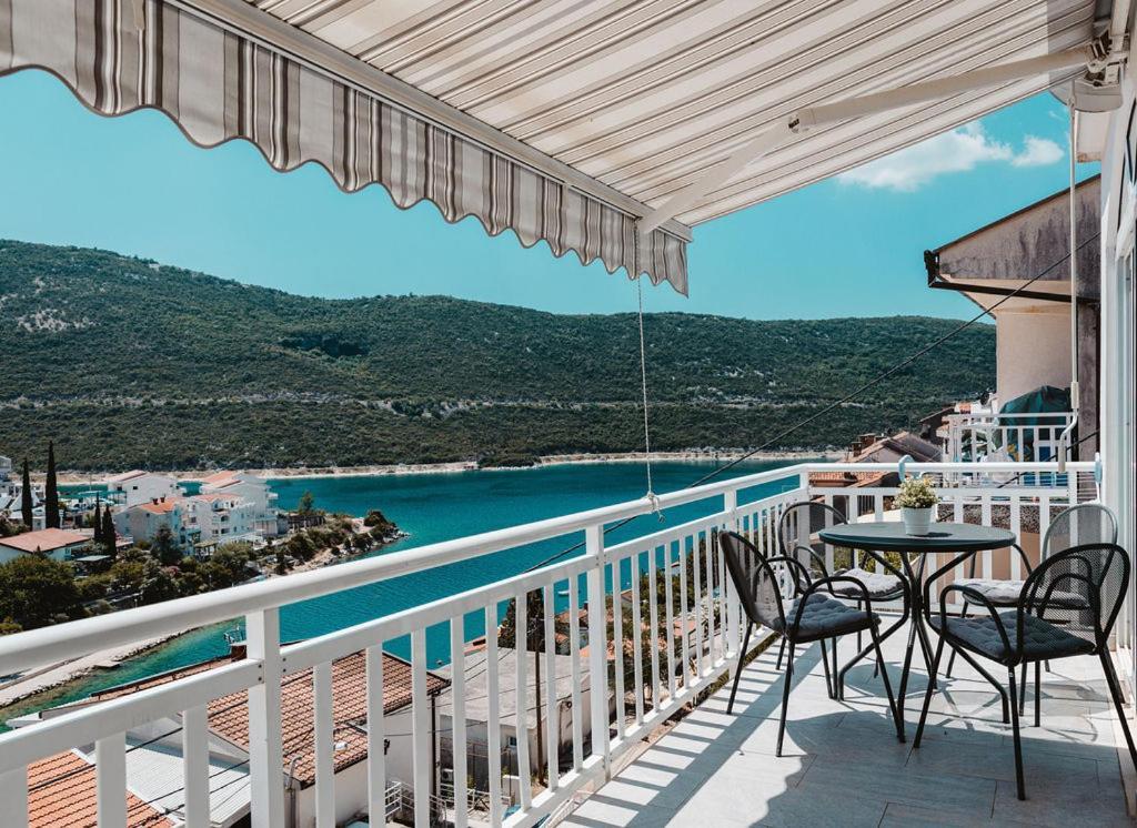 Villa Tiha Luka Неум Екстериор снимка
