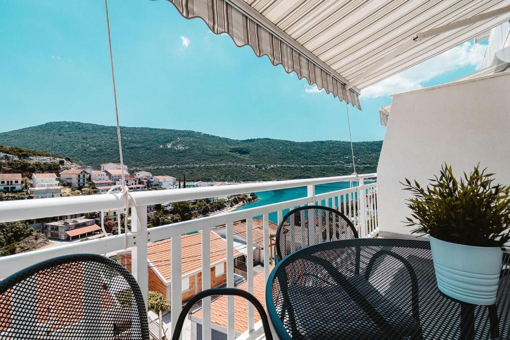 Villa Tiha Luka Неум Екстериор снимка