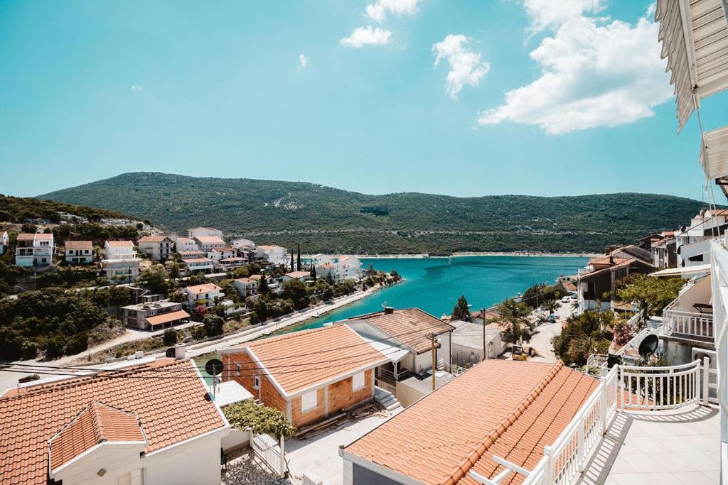 Villa Tiha Luka Неум Екстериор снимка